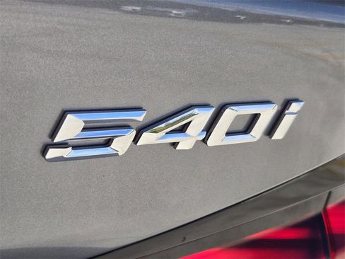 Used 2023 BMW 540i w/ M Sport Package image 16