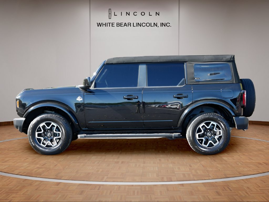 Used 2024 Ford Bronco Outer Banks AWD/4WD image 8