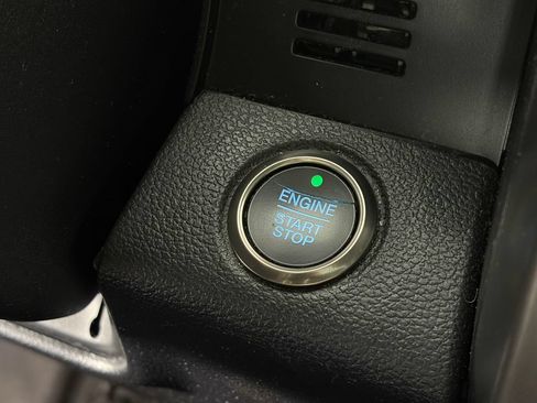 Used 2017 Ford F150 Raptor w/ Equipment Group 802A Luxury AWD/4WD image 24