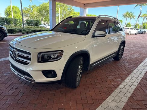Certified 2022 Mercedes-Benz GLB 250 image 2