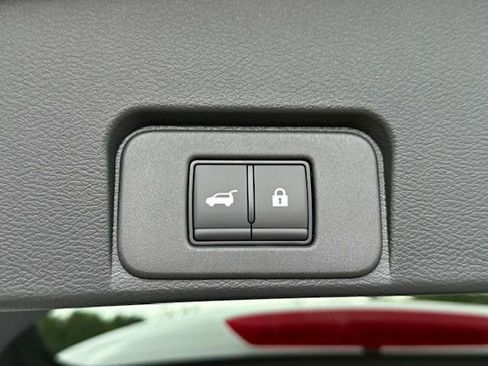 New 2026 Nissan Rogue Platinum w/ Platinum Premium Package image 36