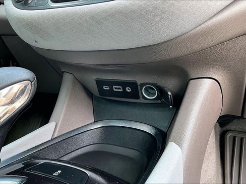 Used 2023 Chevrolet Malibu LT FWD image 16