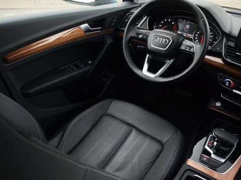 Used 2021 Audi Q5 2.0T Premium AWD/4WD image 2
