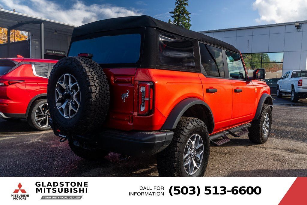 Used 2023 Ford Bronco Badlands AWD/4WD image 7