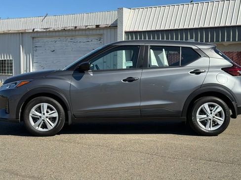 Certified 2025 Nissan Kicks Play S FWD image 7