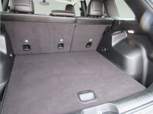 Used 2022 Jeep Cherokee Trailhawk w/ Premium Leather Package image 39