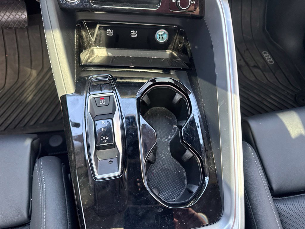 Used 2025 Audi Q5 Premium Plus w/ Premium Plus AWD/4WD image 23