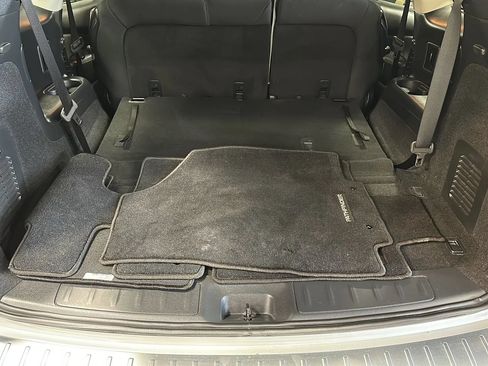 Used 2020 Nissan Pathfinder S AWD/4WD image 15