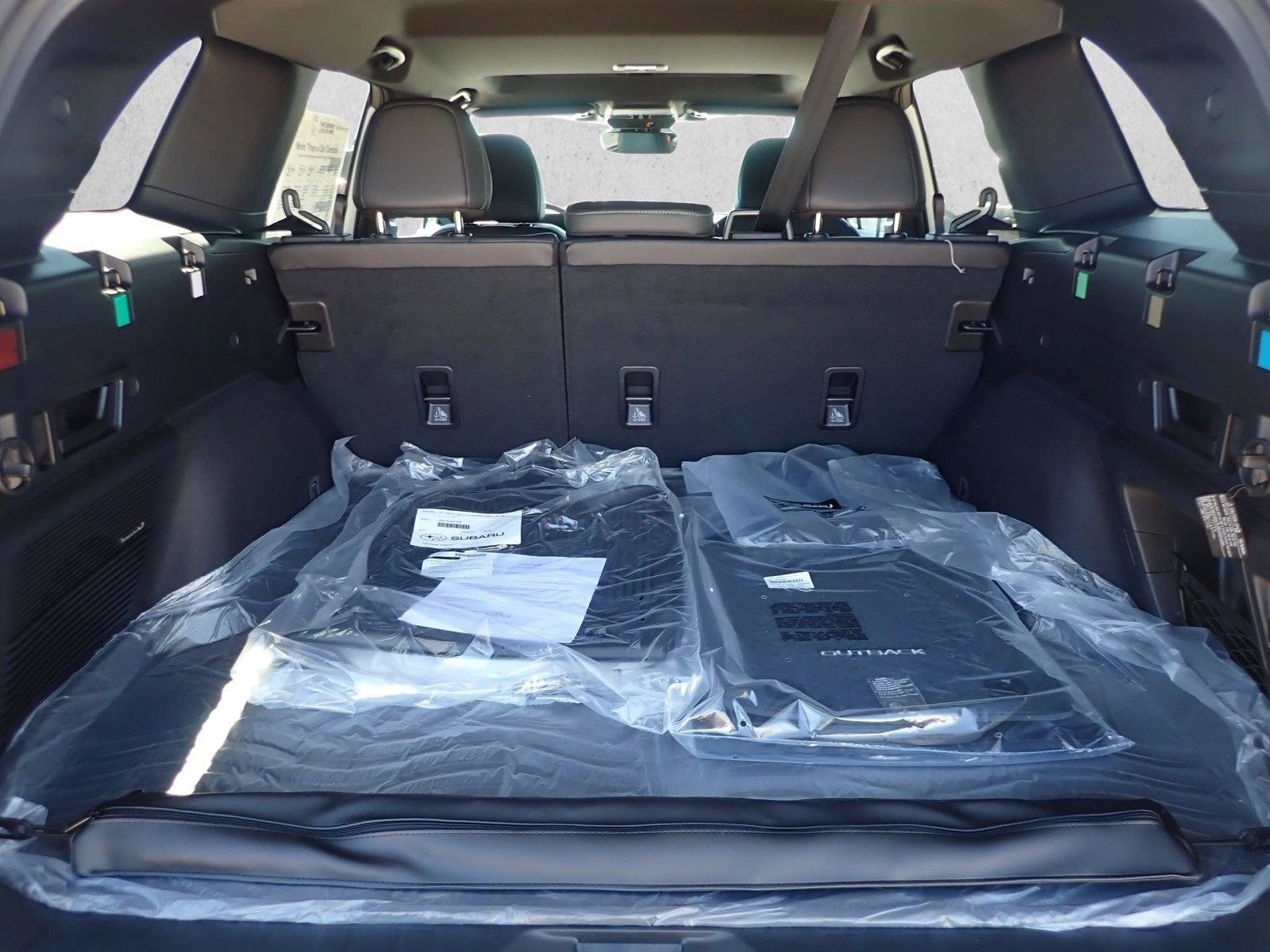 New 2026 Subaru Outback Limited XT w/ Premium/Limited Package AWD/4WD image 8