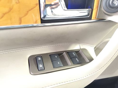 Used 2015 Lincoln MKX FWD w/ Equipment Group 102A image 27