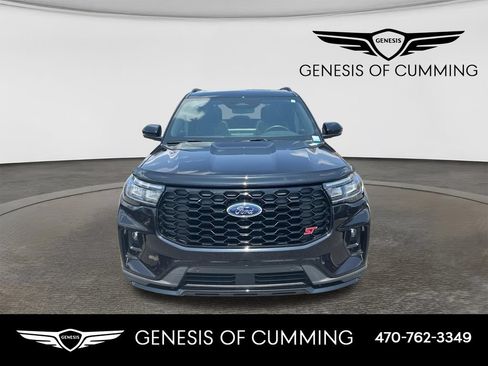 Used 2025 Ford Explorer ST AWD/4WD image 2