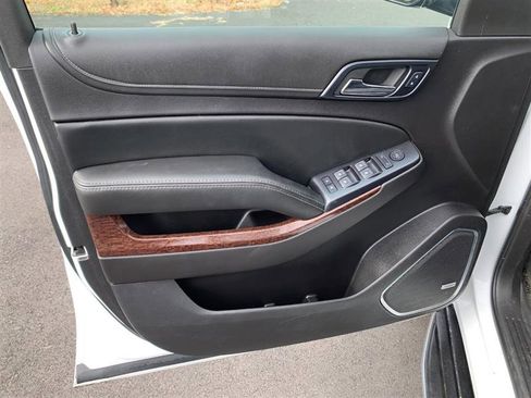 Used 2015 GMC Yukon XL SLE w/ Convenience Package image 39