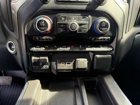 Used 2022 Chevrolet Silverado 1500 LTZ w/ LTZ Premium Package image 49