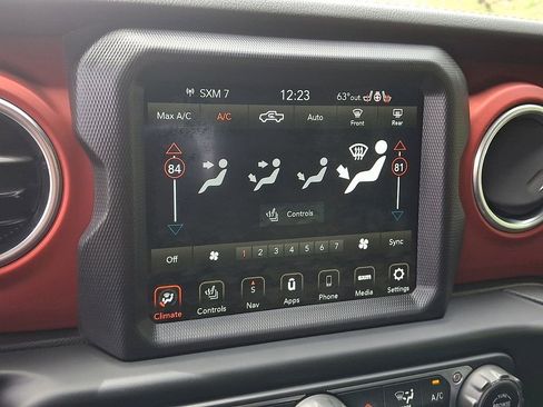 Used 2020 Jeep Gladiator Rubicon AWD/4WD image 17