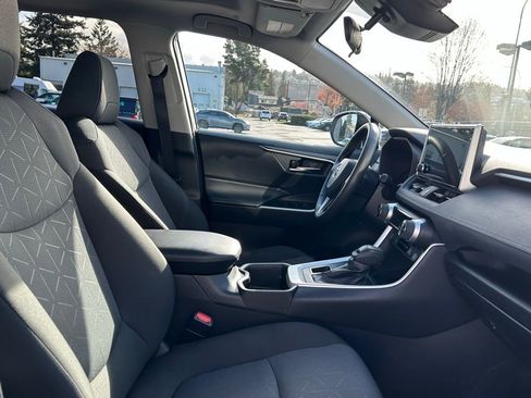Certified 2024 Toyota RAV4 XLE w/ Convenience Package image 16