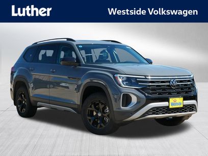 New 2025 Volkswagen Atlas Peak Edition SE