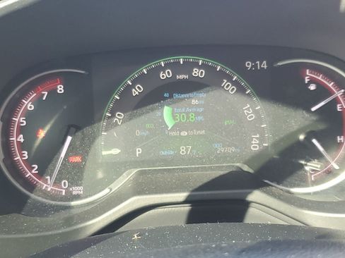 Used 2022 Toyota RAV4 Limited FWD image 17