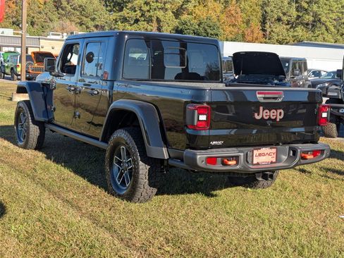 New 2026 Jeep Gladiator Mojave image 5