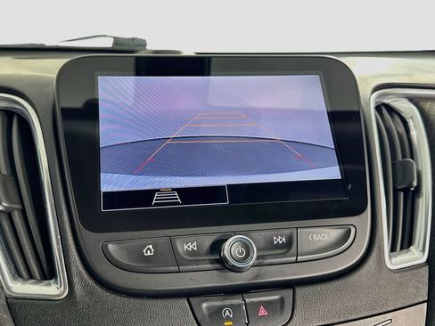 Used 2021 Chevrolet Malibu LT FWD image 29