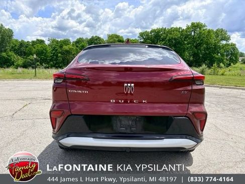 Used 2024 Buick Envista Sport Touring w/ Convenience I Package FWD image 4