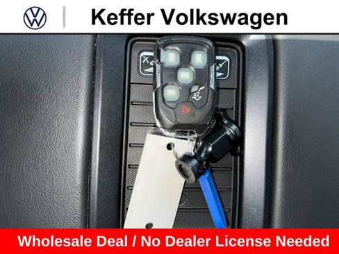 Used 2013 Chevrolet Suburban LT w/ Luxury Package AWD/4WD image 34