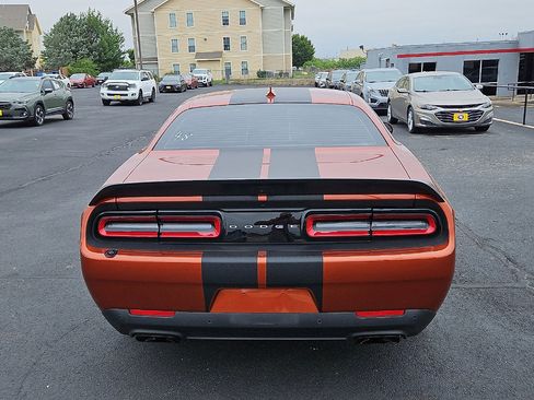 Used 2023 Dodge Challenger SRT Hellcat RWD image 4