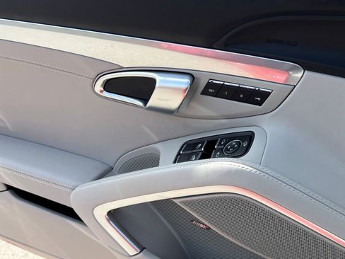 Used 2024 Porsche 718 Boxster S image 24