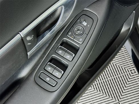 Used 2024 Hyundai Sonata SEL FWD image 19