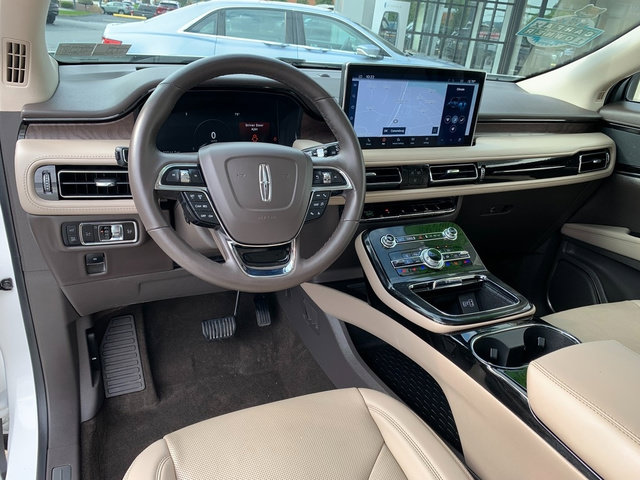 Certified 2023 Lincoln Nautilus Reserve AWD/4WD image 20