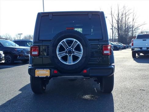 Certified 2021 Jeep Wrangler Unlimited Sahara w/ Cold Weather Group image 20