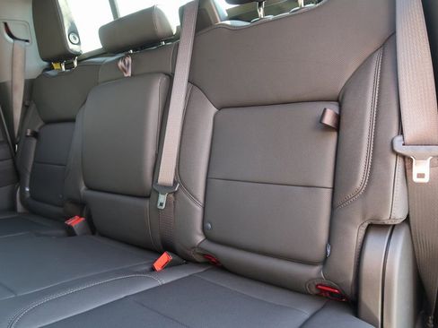 New 2026 GMC Sierra 2500 SLT w/ SLT Premium Package image 21