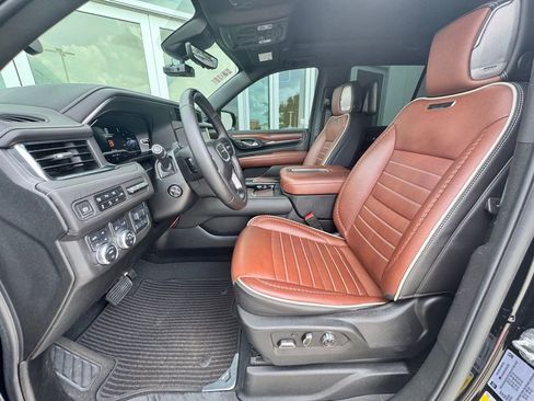 Used 2024 GMC Yukon Denali Ultimate image 10