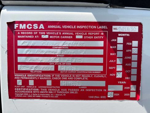 Used 2017 Chevrolet Express 3500 RWD image 12