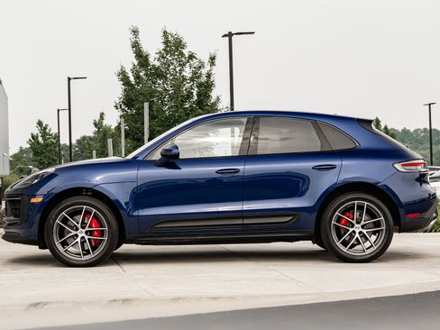 Used 2022 Porsche Macan S AWD/4WD image 5