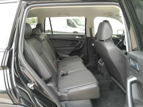 Used 2023 Volkswagen Tiguan SE FWD image 26