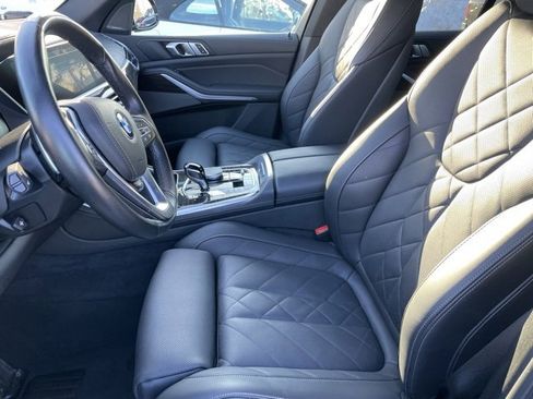 Used 2023 BMW X5 xDrive45e image 6