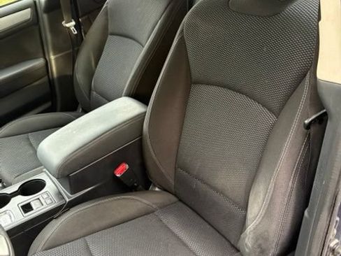 Used 2018 Subaru Outback 2.5i AWD/4WD image 12