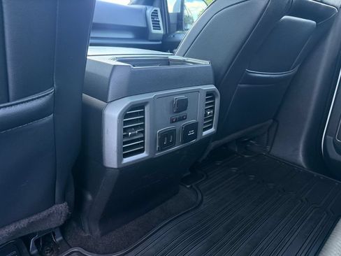 Used 2018 Ford F150 Raptor w/ Equipment Group 802A Luxury AWD/4WD image 38