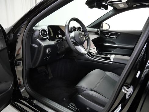 Certified 2026 Mercedes-Benz C 300 4MATIC Sedan image 14