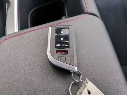 Certified 2025 Acura ADX A-Spec image 29