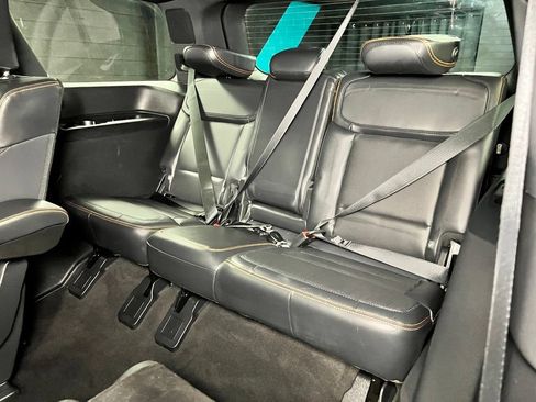 Used 2025 Ford Expedition Tremor AWD/4WD image 21