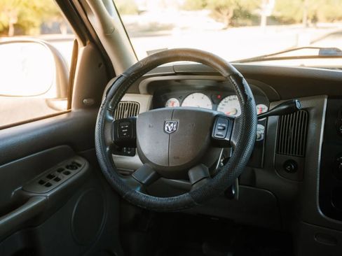 Used 2004 Dodge Ram 2500 Truck SLT w/ Trailer Tow Group image 17