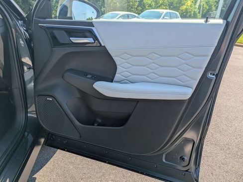 New 2025 Mitsubishi Outlander SEL image 30