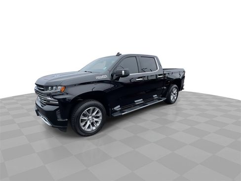 Certified 2019 Chevrolet Silverado 1500 High Country w/ Technology Package image 4