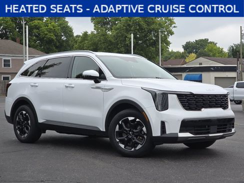 Used 2024 Kia Sorento S FWD image 1
