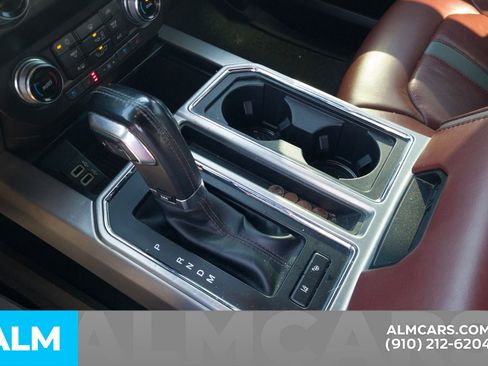 Used 2019 Ford F150 Platinum w/ Equipment Group 701A Luxury image 10