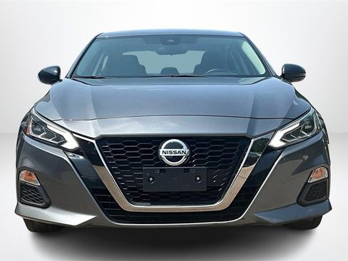 Used 2020 Nissan Altima 2.5 SR image 2