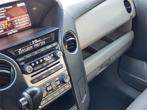 Used 2013 Honda Pilot Touring image 29