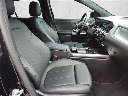 Used 2023 Mercedes-Benz GLA 250 image 17
