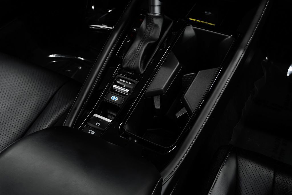Used 2024 Honda Accord Touring image 26